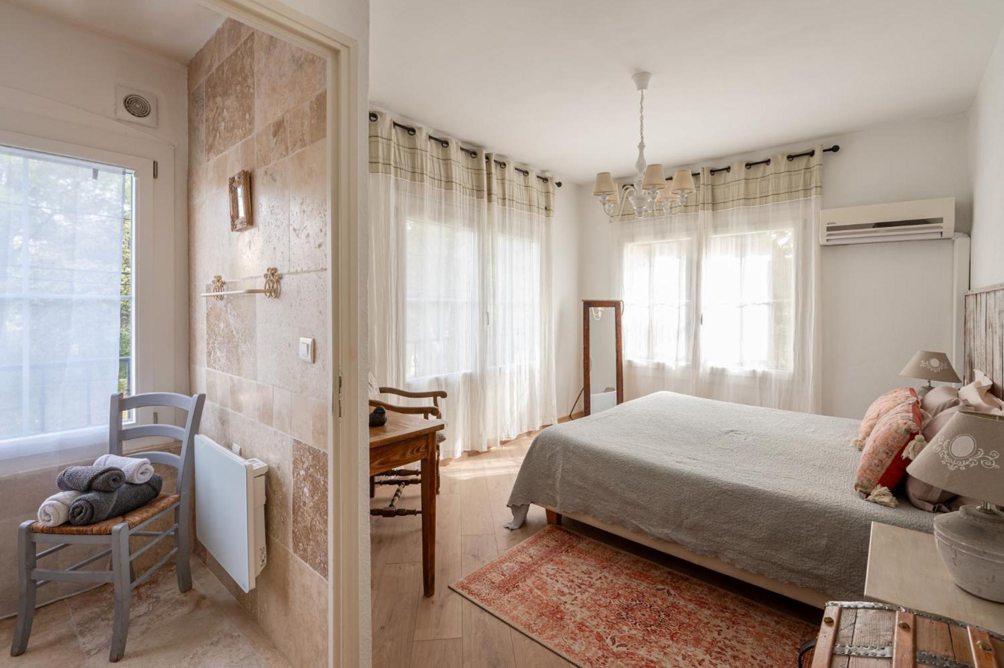 Hotel Mas du Cimaï à Evenos Extérieur photo